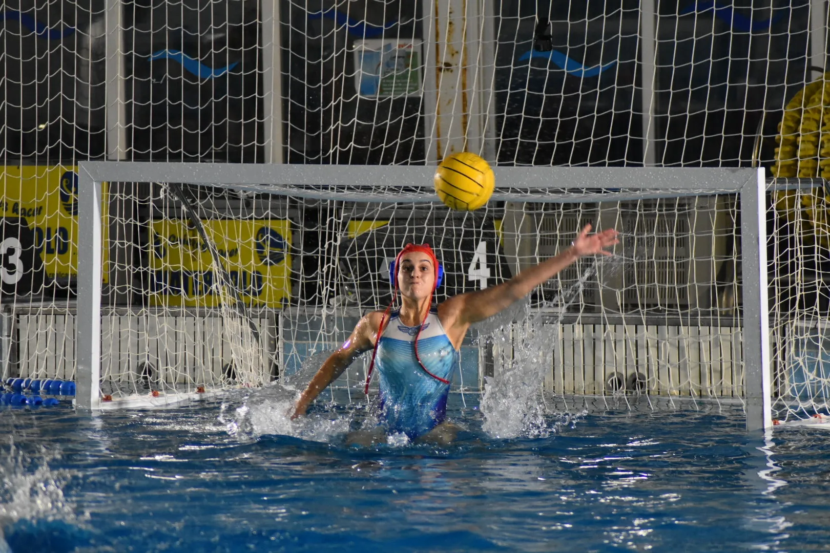Derbi Descafeinado Real Canoe NC-CNCA, 4a jornada 1D liga nacional